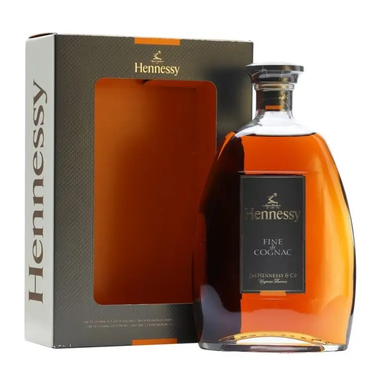 hennessy_fine_de_cognac_new_box_1000x1000_temp-1-768x768 (1)
