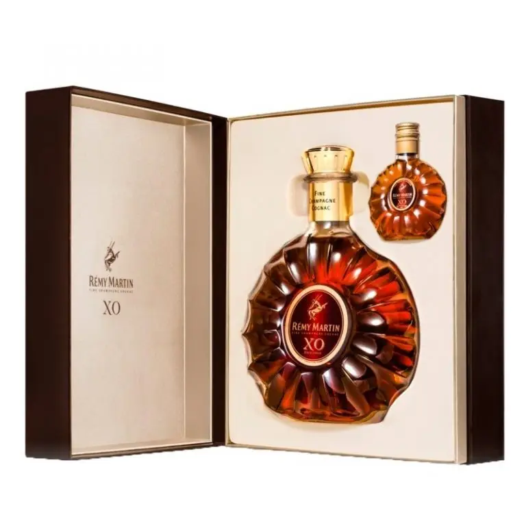 remy-martin-xo-70cl-gift-box-with-mini_temp-768x768